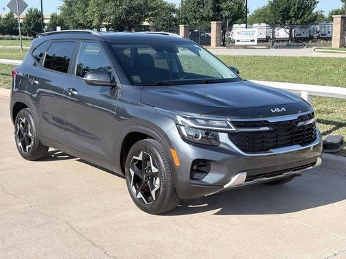Gravity Gray 2025 Kia Seltos S