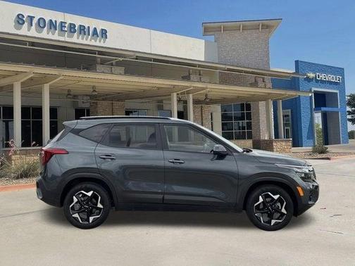 Gravity Gray 2025 Kia Seltos S