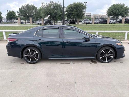 Blue 2018 Toyota Camry XSE