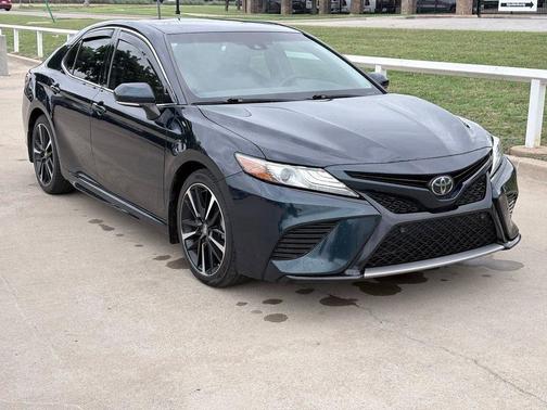 Blue 2018 Toyota Camry XSE