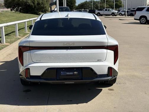 2025 Kia K4 GT-Line