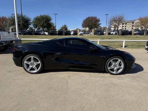 2025 Chevrolet Corvette Stingray w/1LT