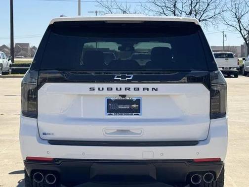 2026 Chevrolet Suburban Z71, 4WD