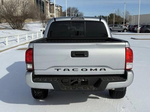2022 Toyota Tacoma SR