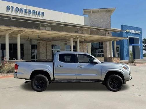 2022 Toyota Tacoma SR