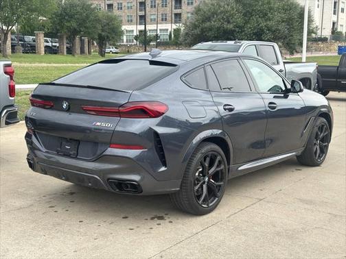2021 BMW X6 M50i