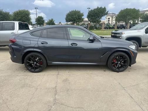 2021 BMW X6 M50i