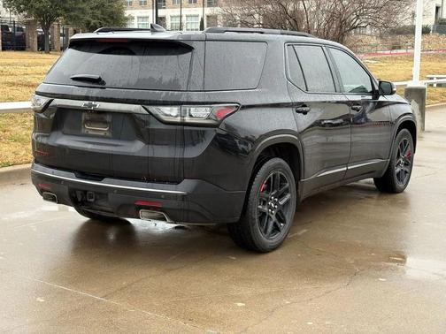 2021 Chevrolet Traverse Premier