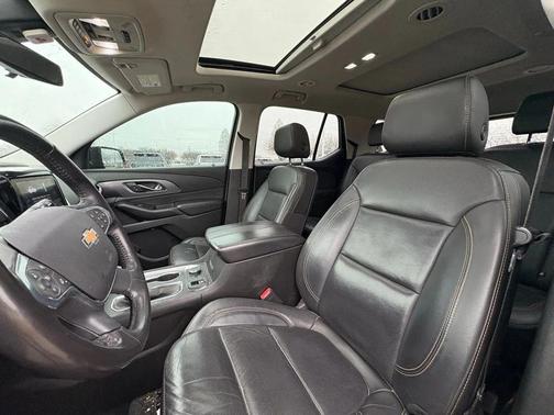 2021 Chevrolet Traverse Premier