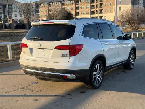 2018 Honda Pilot Elite