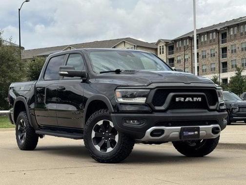 Diamond Black Crystal Pearlcoat 2021 RAM 1500 Rebel
