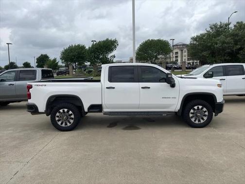 2022 Chevrolet Silverado 2500 Custom