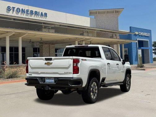 2022 Chevrolet Silverado 2500 Custom