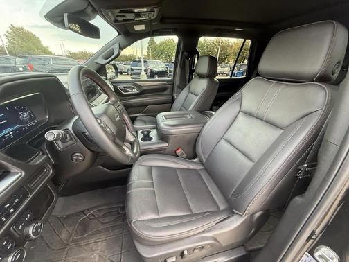 2023 Chevrolet Tahoe 4WD RST