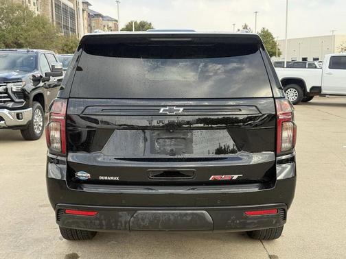 2023 Chevrolet Tahoe 4WD RST