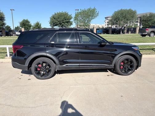 Agate Black Metallic 2023 Ford Explorer ST