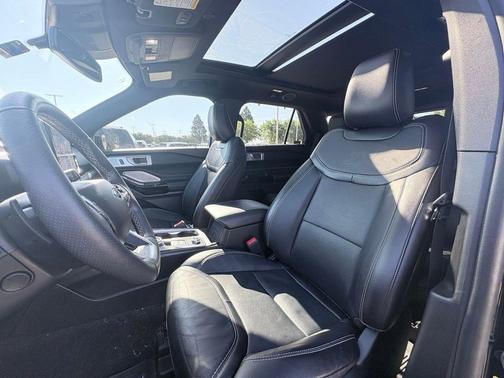 Agate Black Metallic 2023 Ford Explorer ST