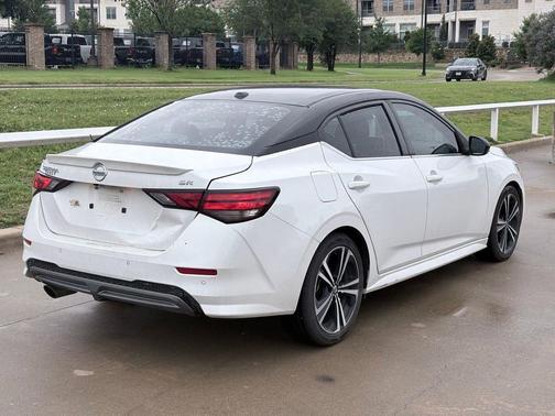 White 2021 Nissan Sentra SR