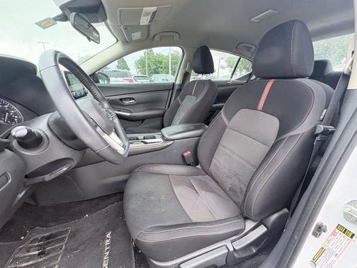 White 2021 Nissan Sentra SR