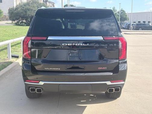 Onyx Black 2025 GMC Yukon Denali
