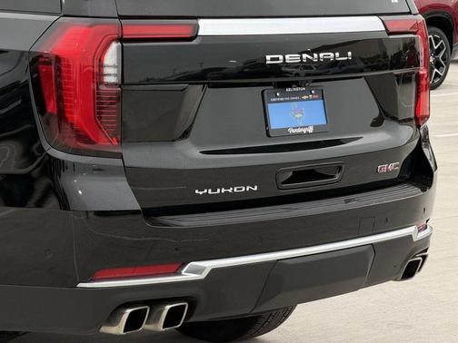 Onyx Black 2025 GMC Yukon Denali
