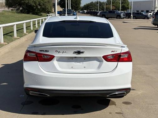 2022 Chevrolet Malibu FWD RS