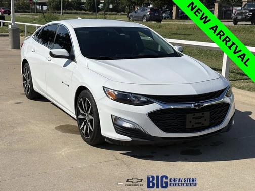 2022 Chevrolet Malibu FWD RS