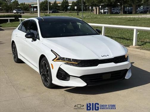 2024 Kia K5 GT-Line
