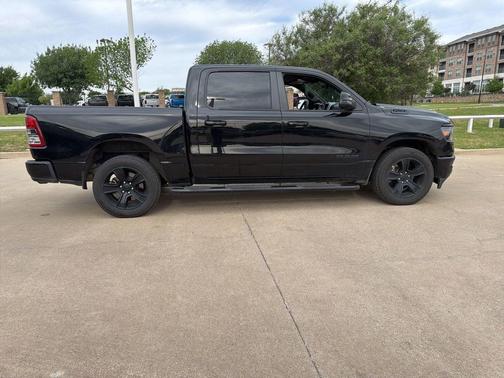 Diamond Black Crystal Pearlcoat 2023 RAM 1500 Lone Star