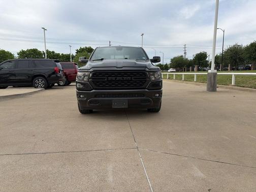 Diamond Black Crystal Pearlcoat 2023 RAM 1500 Lone Star