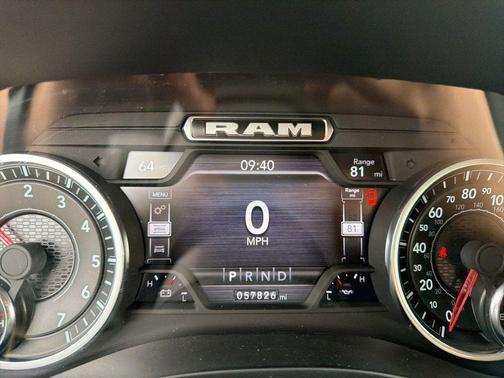 Diamond Black Crystal Pearlcoat 2023 RAM 1500 Lone Star