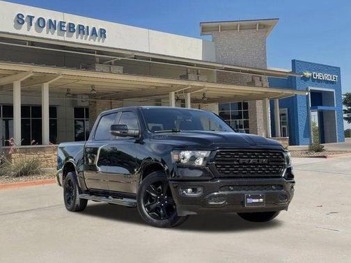 Diamond Black Crystal Pearlcoat 2023 RAM 1500 Lone Star