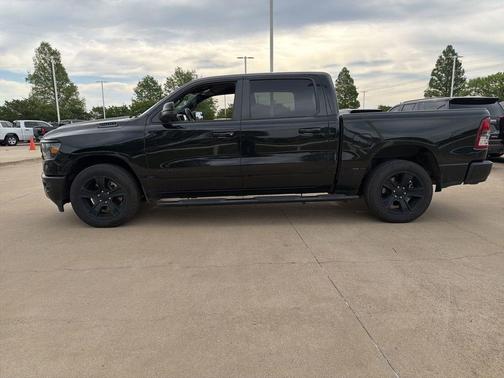 Diamond Black Crystal Pearlcoat 2023 RAM 1500 Lone Star