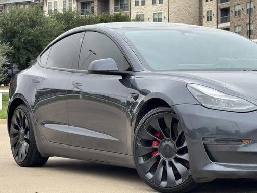 2023 Tesla Model 3 Performance