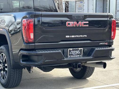 2022 GMC Sierra 2500 AT4