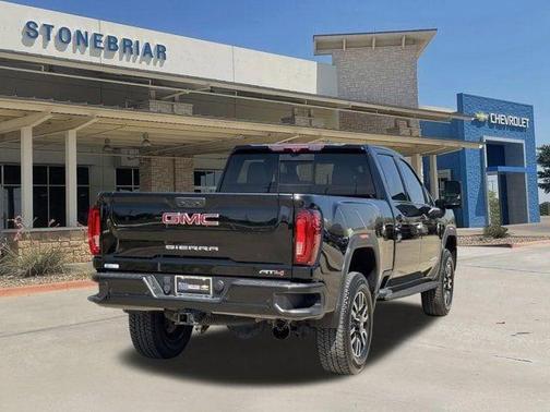 Onyx Black 2022 GMC Sierra 2500 AT4