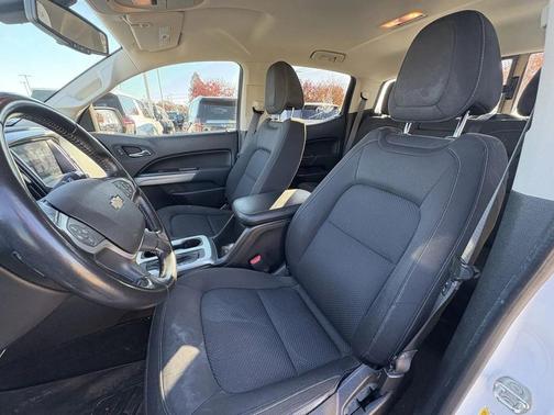 2017 Chevrolet Colorado LT