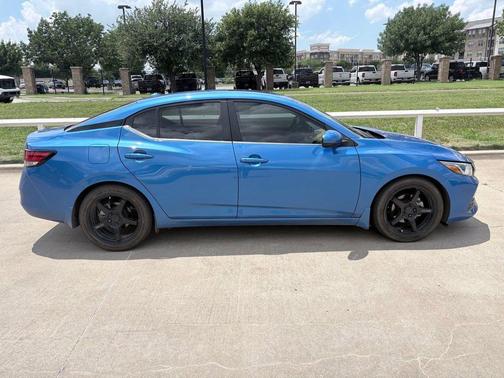 Electric Blue Metallic 2021 Nissan Sentra SV