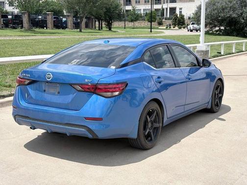 Electric Blue Metallic 2021 Nissan Sentra SV