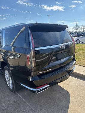 2022 Cadillac Escalade ESV Luxury