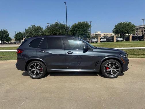 Arctic Grey Metallic 2022 BMW X5 sDrive40i