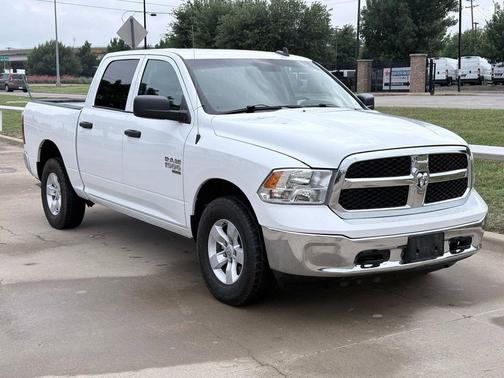 2022 RAM 1500 Classic SLT
