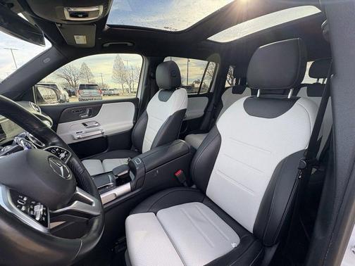 2022 Mercedes-Benz GLB 250 Base