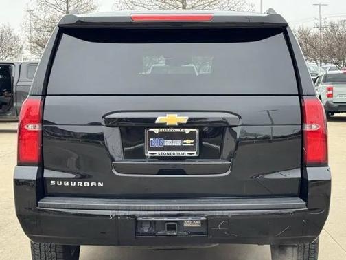 2016 Chevrolet Suburban LT