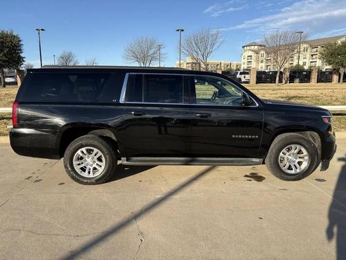 2016 Chevrolet Suburban LT