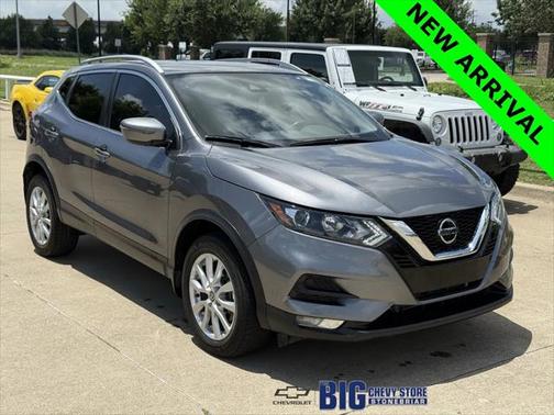 2022 Nissan Rogue Sport SV