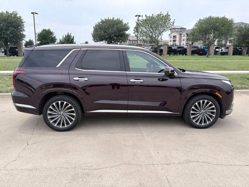 Sierra Burgundy 2024 Hyundai PALISADE Calligraphy
