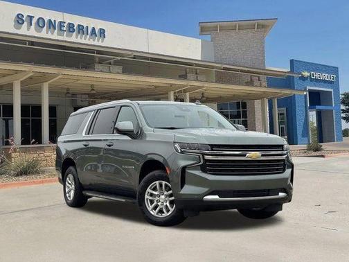 Silver Sage Metallic 2024 Chevrolet Suburban LT