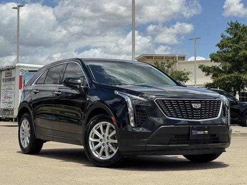 Stellar Black Metallic 2023 Cadillac XT4 Luxury