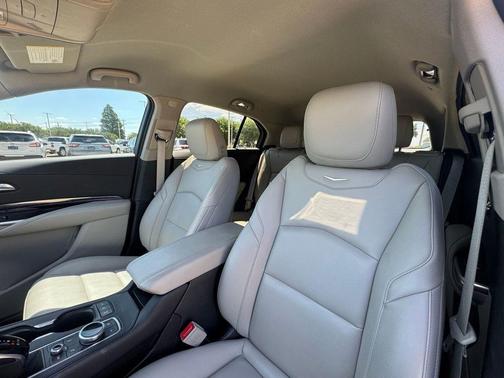 Stellar Black Metallic 2023 Cadillac XT4 Luxury